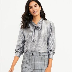 NWT Ann Taylor LOFT Shimmer Knit Bow Neck Blouse Size M